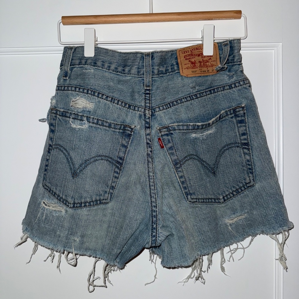 VINTAGE LEVI'S Super High Rise Denim Shorts 24